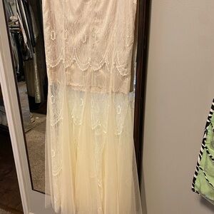 Absolutely one of the most beautiful skirts ever!! NWOT